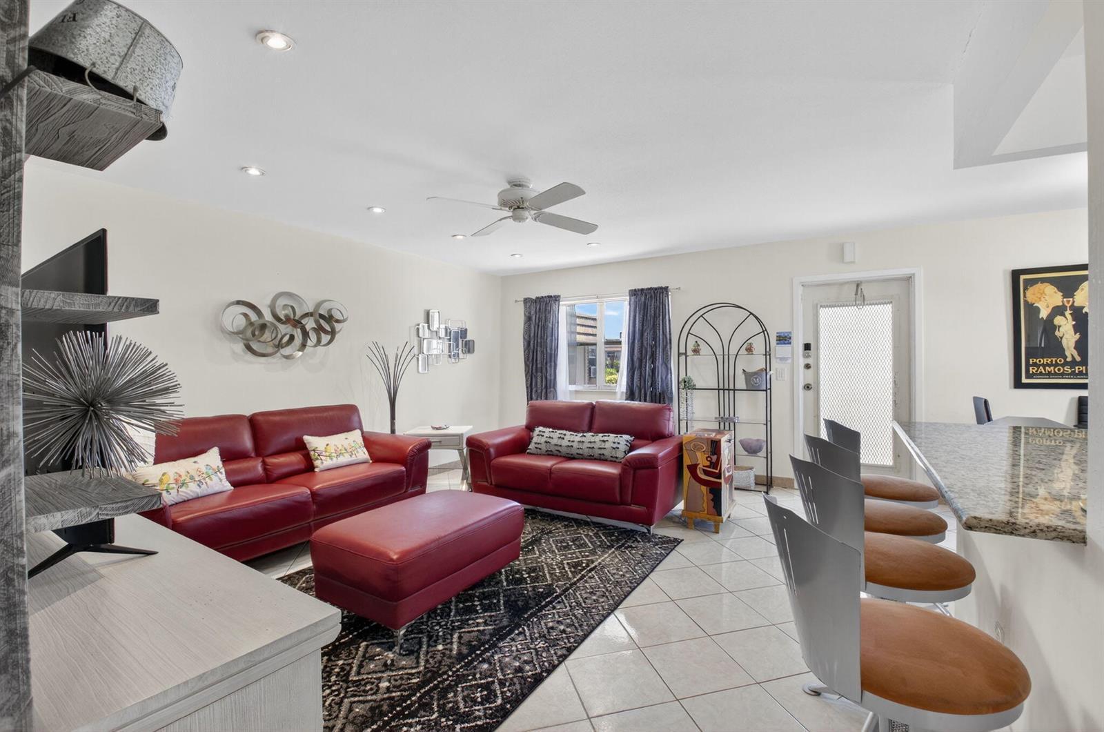 360 Seville # O, Delray Beach FL 33446 photo 3