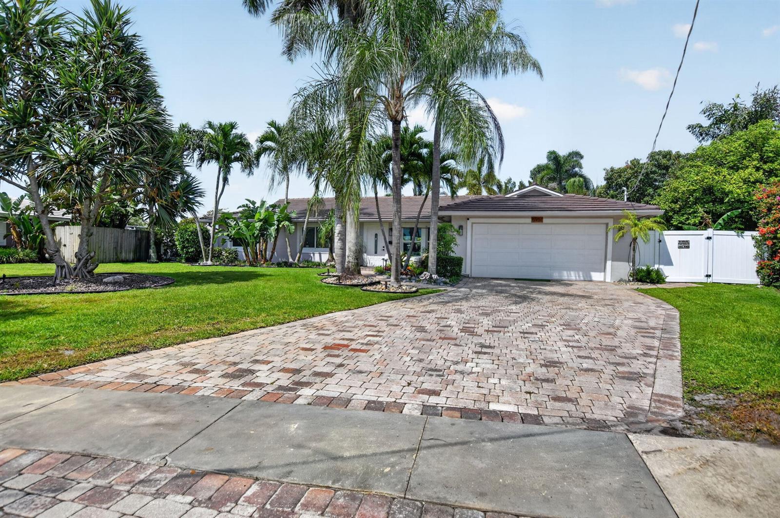 6951 NE 7th Avenue, Boca Raton FL 33487