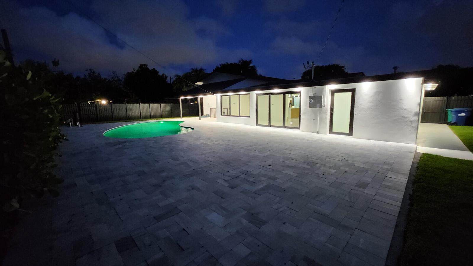 1275 NE 200th Terrace, Miami FL 33179 photo 5