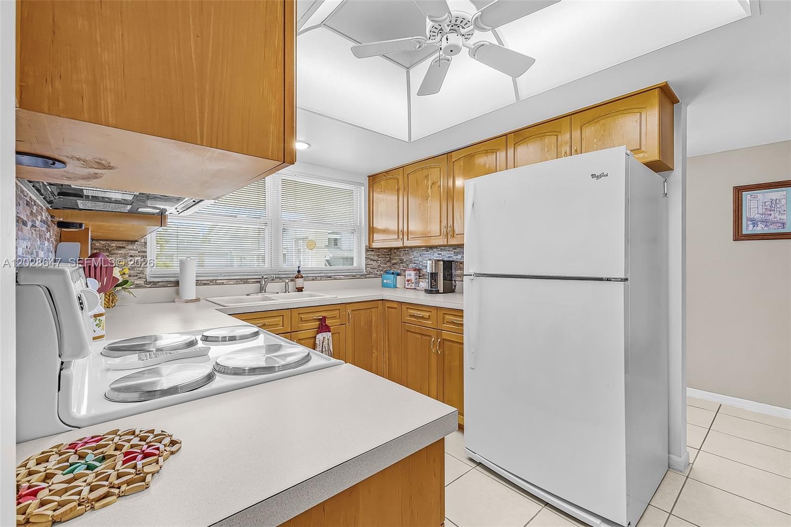 8 watercolor way, Naples FL 34113 photo 4