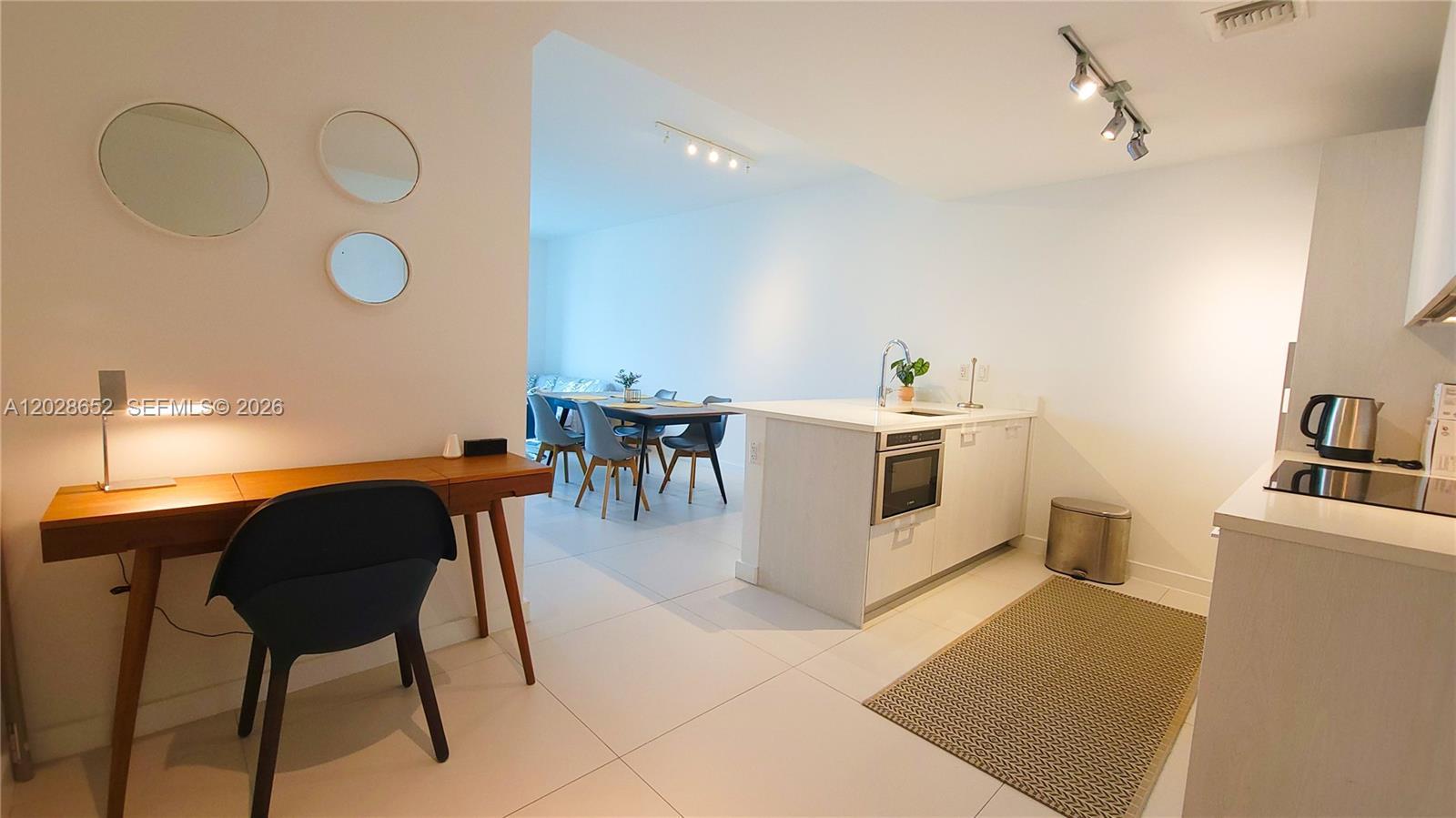 501 NE 31st St # 1002, Miami FL 33137 photo 2