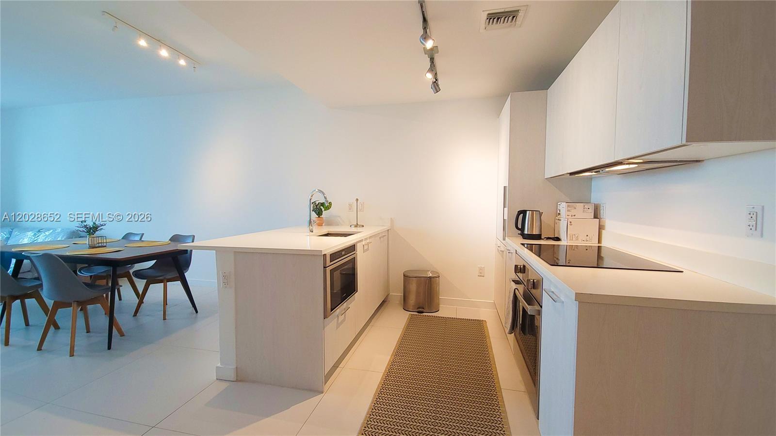 501 NE 31st St # 1002, Miami FL 33137 photo 3