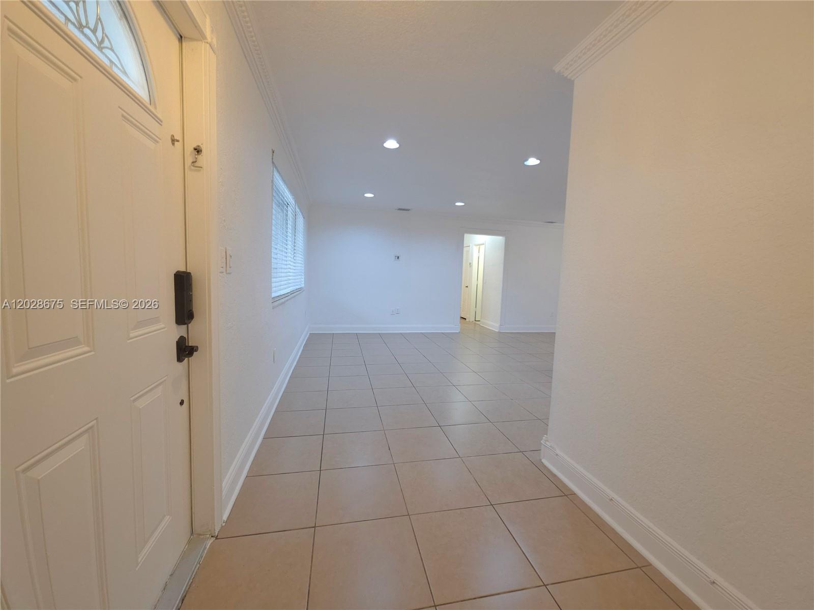 8420 NW 10th St, Pembroke Pines FL 33024 photo 4