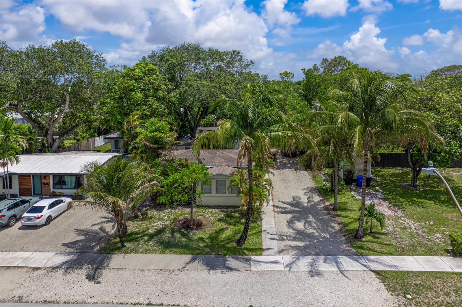 320 SW 21st Street, Fort Lauderdale FL 33315 photo 2