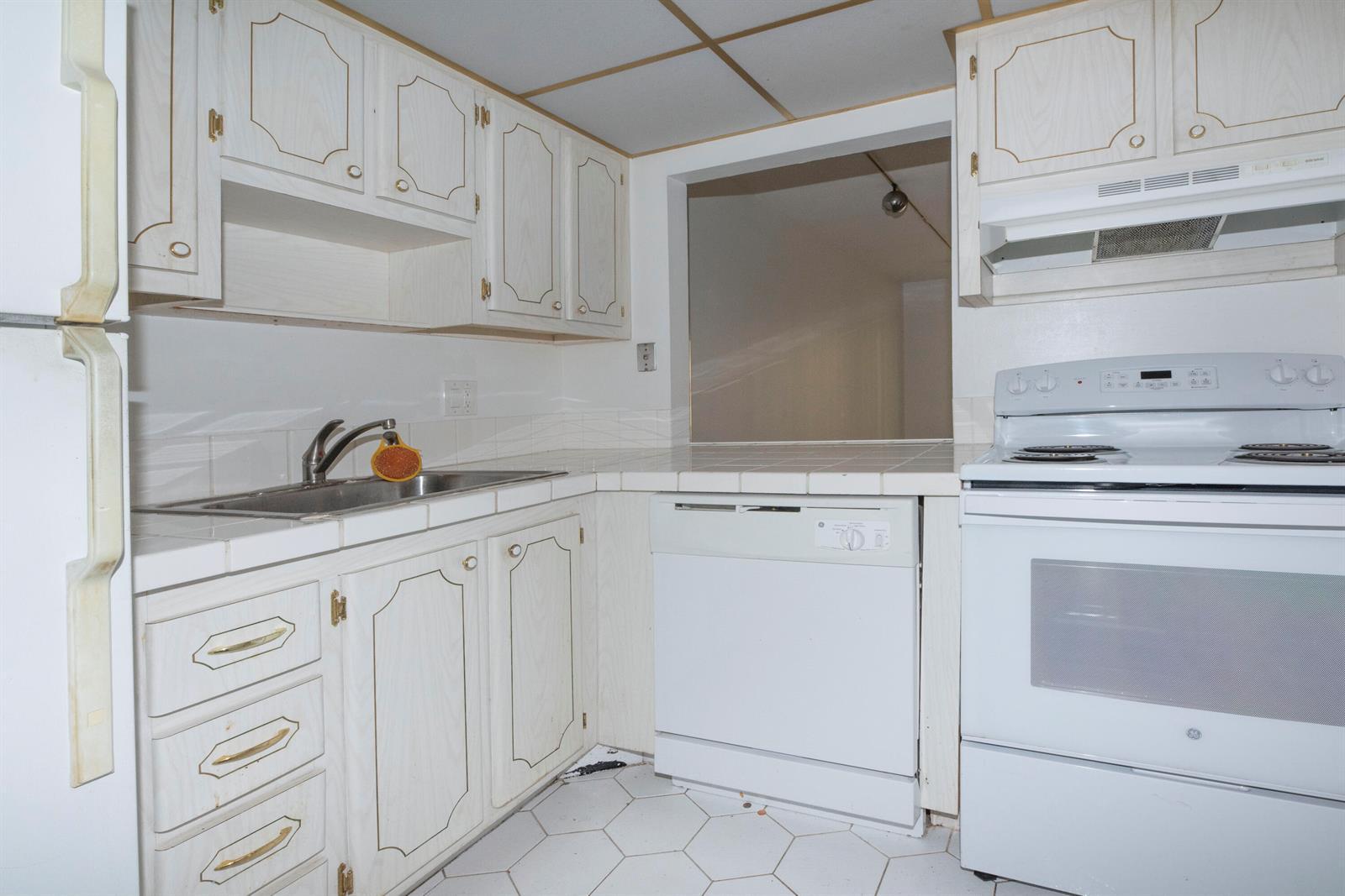 5501 NW 2nd Avenue Unit 202, Boca Raton FL 33487 photo 3