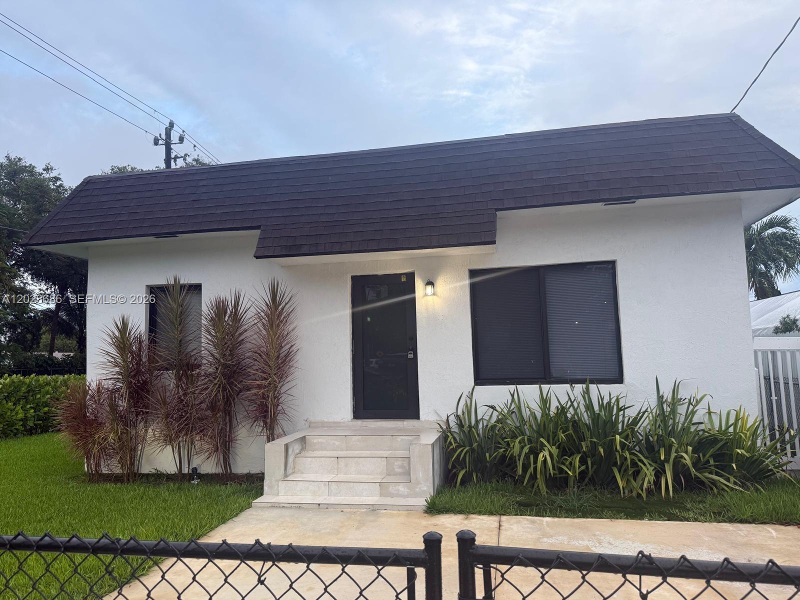 1800 NW 18th Ter, Miami FL 33125