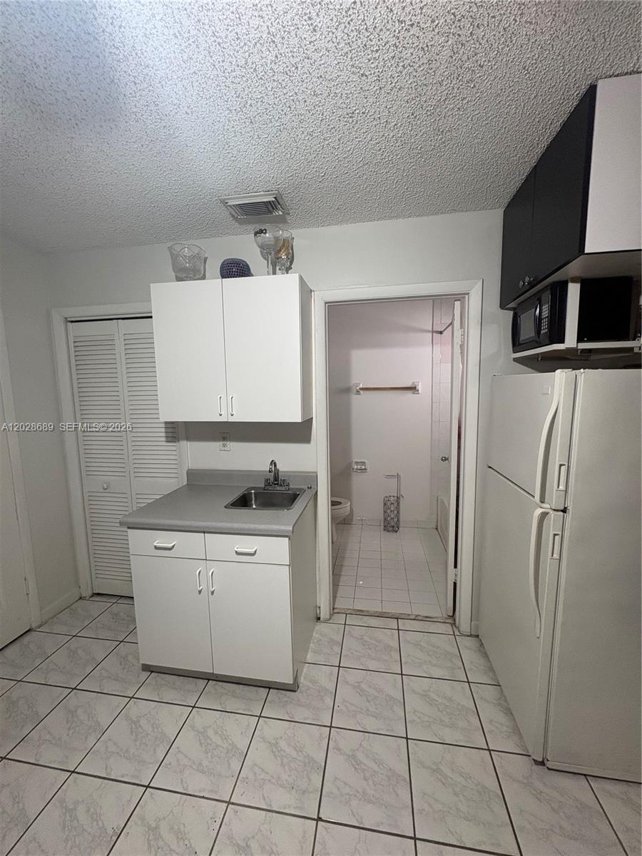 2232 W 74th Ter # 40C, Hialeah FL 33016 photo 5