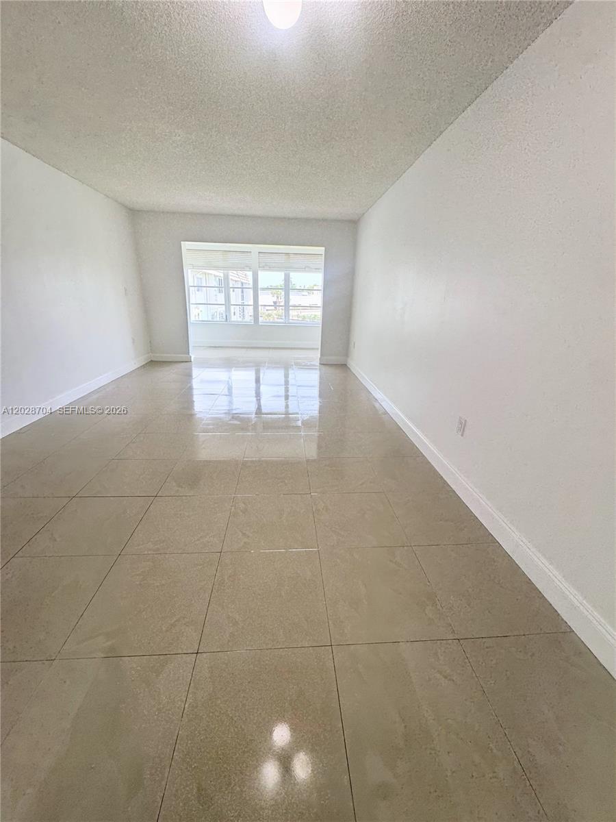 8110 Sunrise Lakes Blvd # 307, Sunrise FL 33322 photo 5