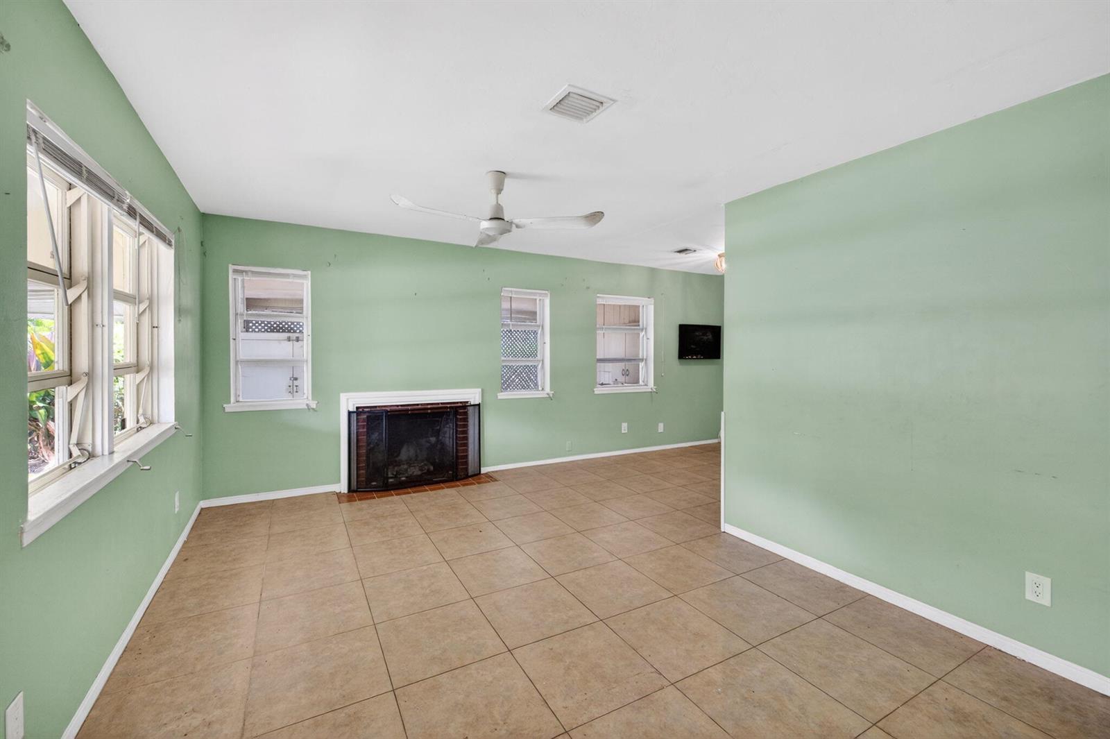 841 SW 18th Court, Fort Lauderdale FL 33315 photo 5