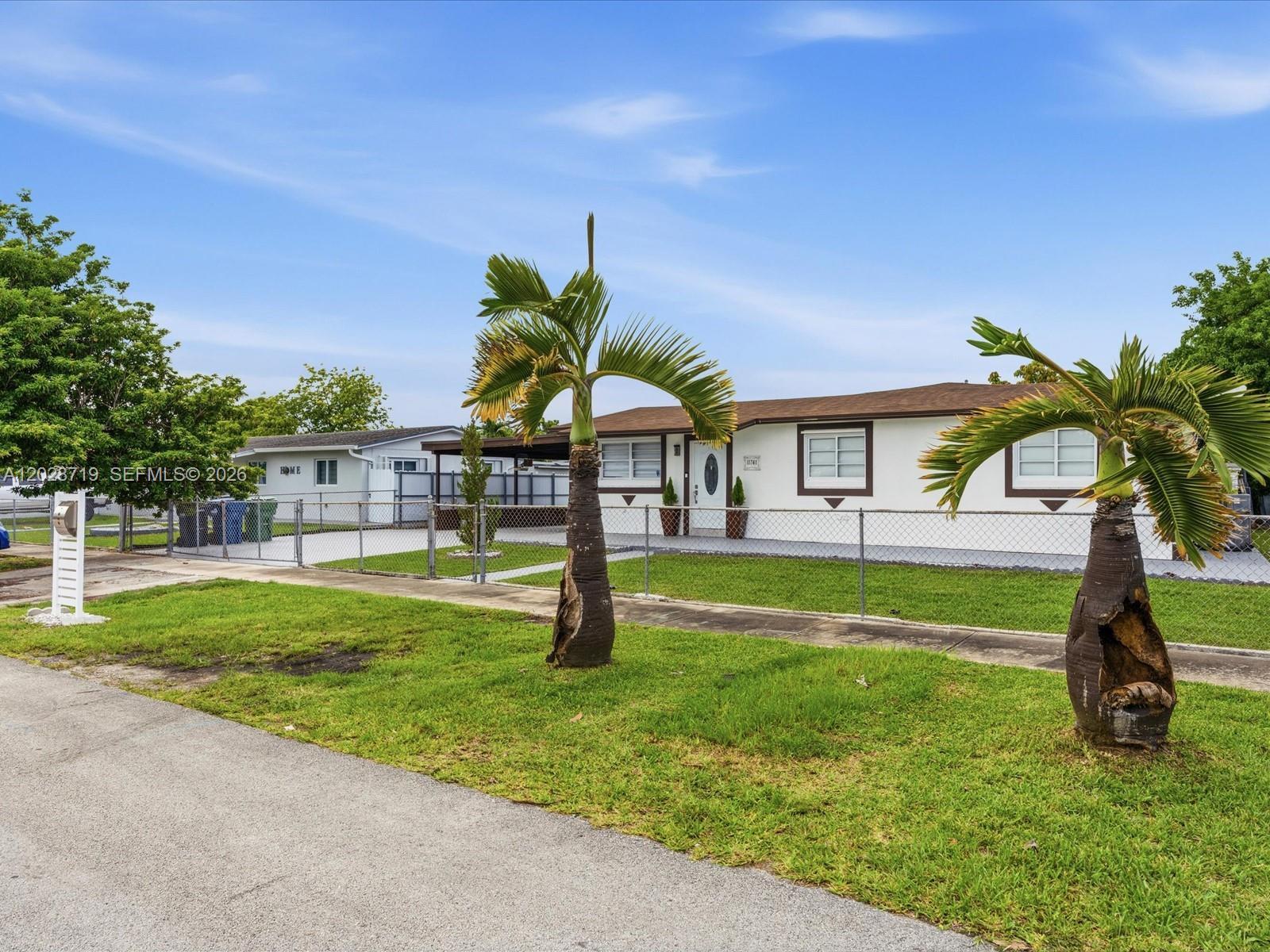 11741 SW 182nd Ter, Miami FL 33177 photo 2