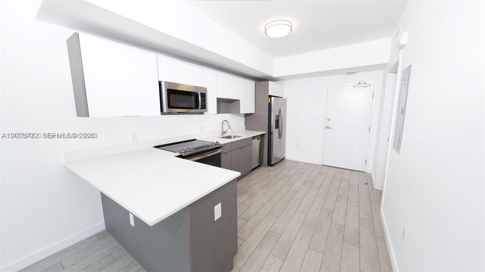 321 NE 26th St # 616, Miami FL 33137 photo 2