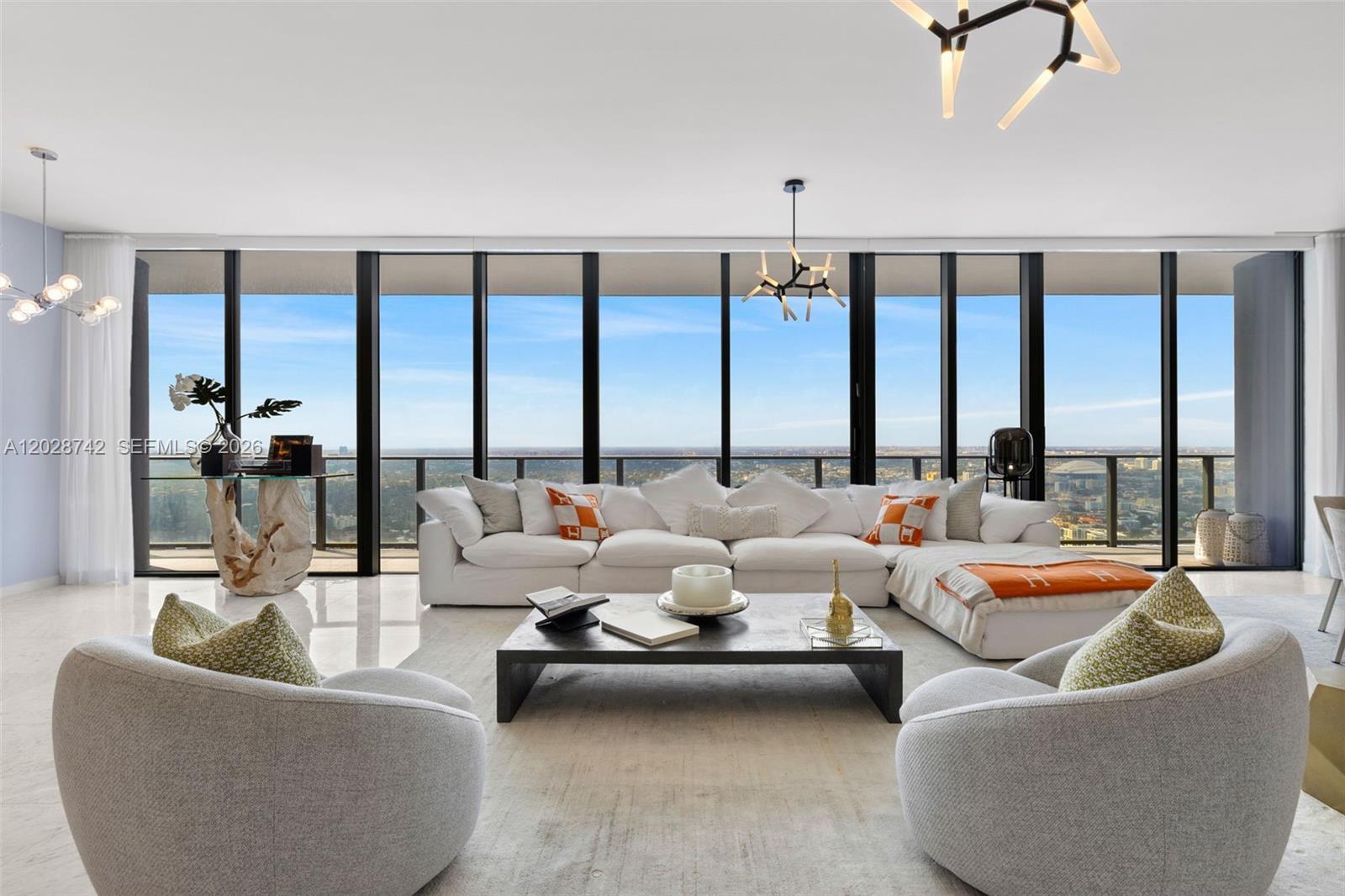 1000 Brickell Plz, Miami FL 33131 photo 4