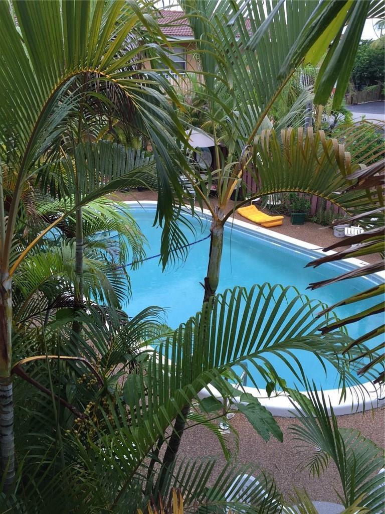 2016 NE 17th Court # 22, Fort Lauderdale FL 33305