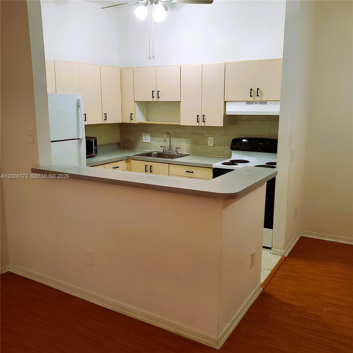 9729 Hammocks Blvd # 206E, Miami FL 33196 photo 3
