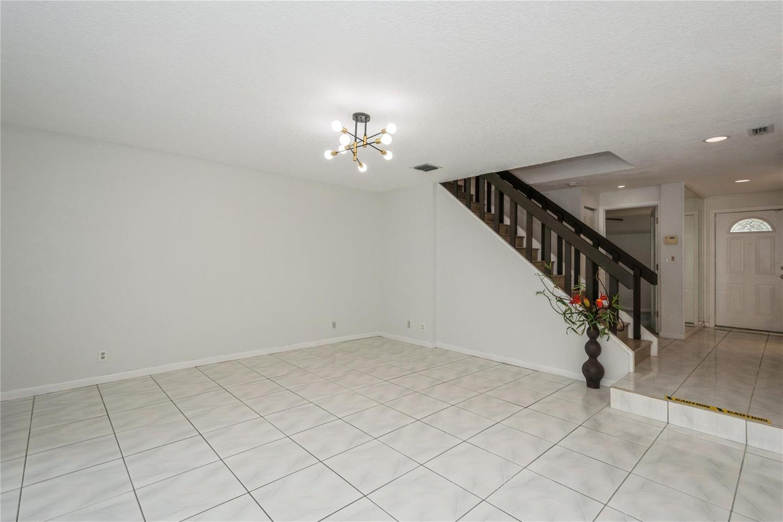 8208 NW 8th Place NW, Plantation FL 33324 photo 3