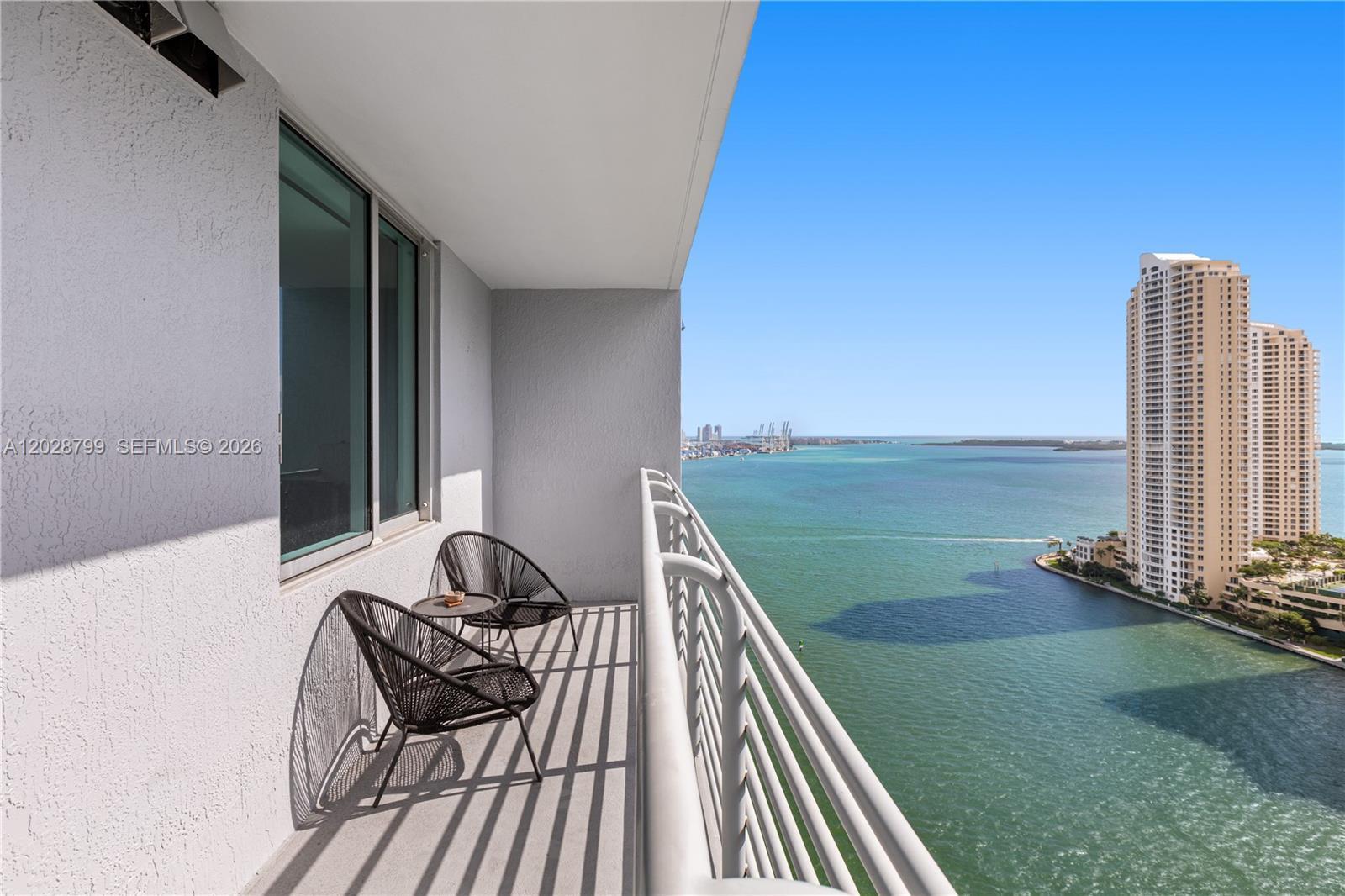 325 S Biscayne Blvd # 2517, Miami FL 33131 photo 3