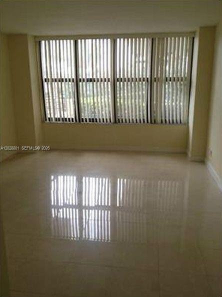 2500 Parkview Dr # 307, Hallandale Beach FL 33009 photo 4