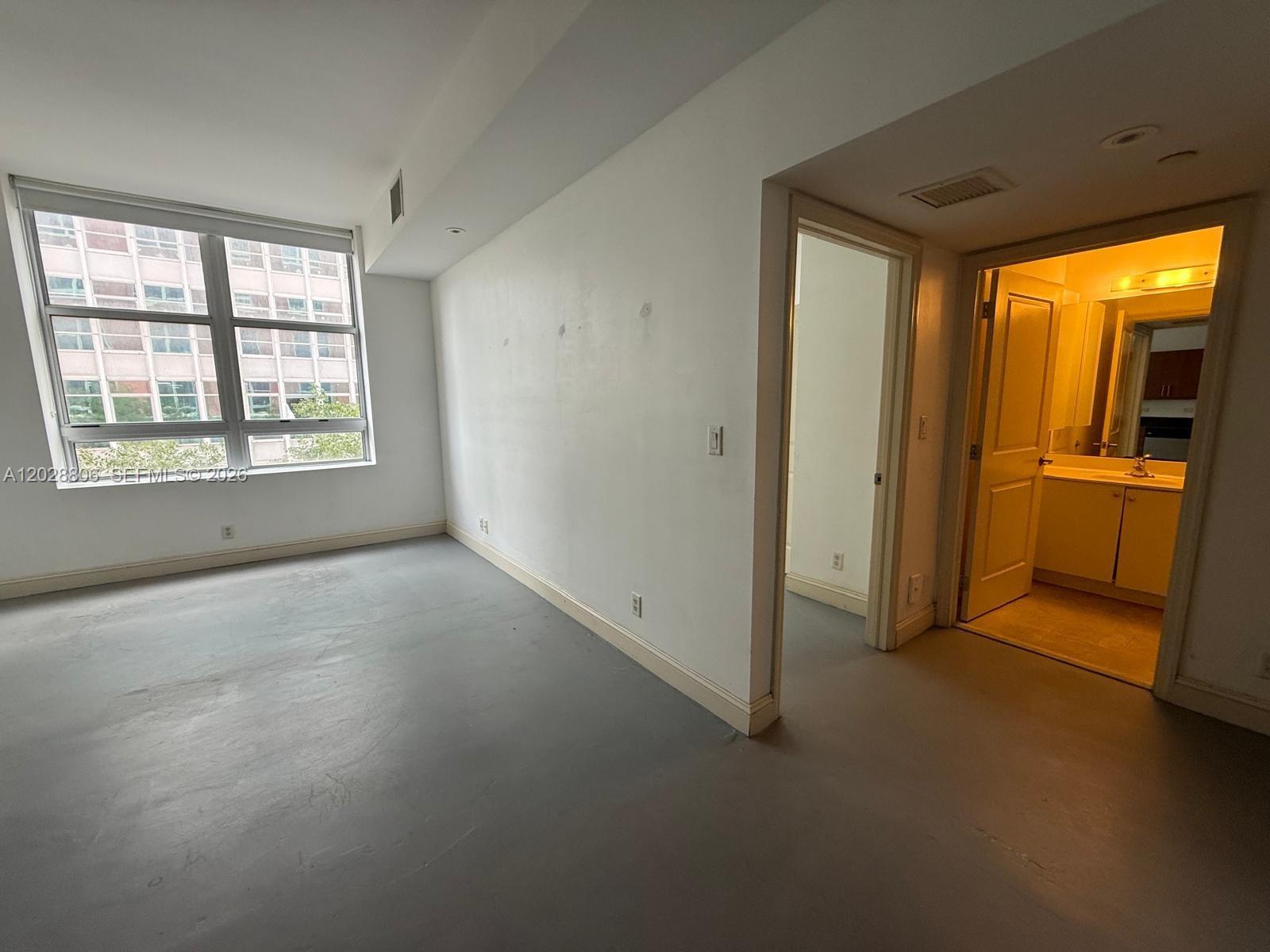 111 E Flagler St # 402, Miami FL 33131 photo 4