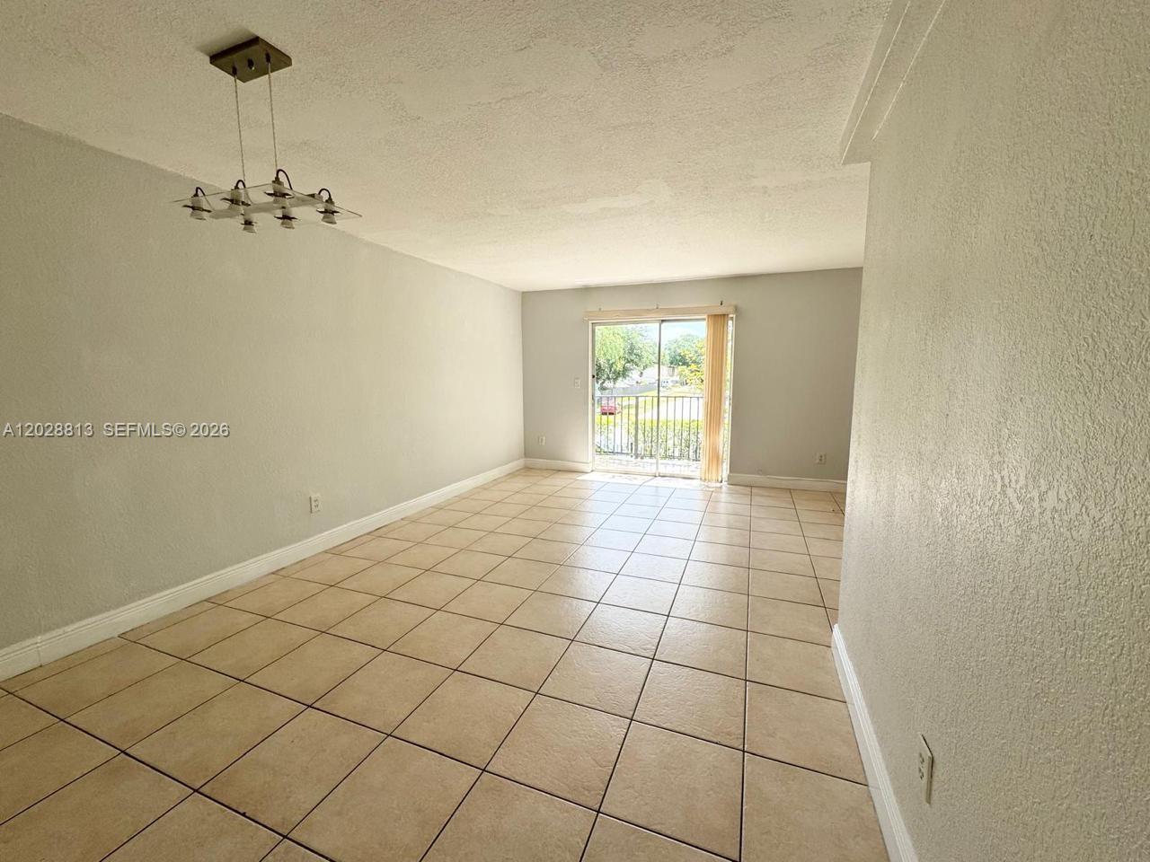 8600 SW 109th Ave # 202, Miami FL 33173 photo 3
