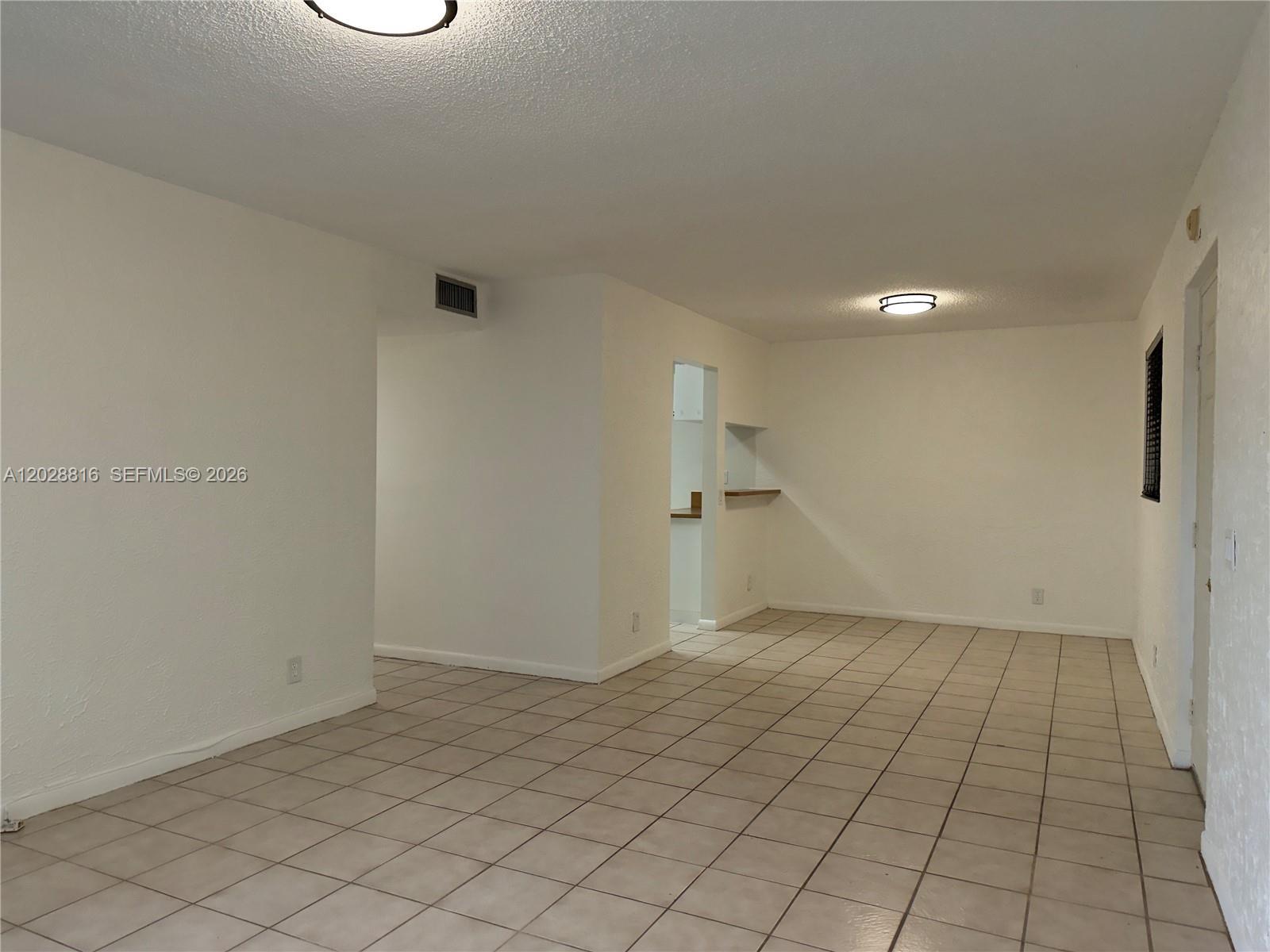 10441 Mahogany Key Cir # 106, Miami FL 33196 photo 4