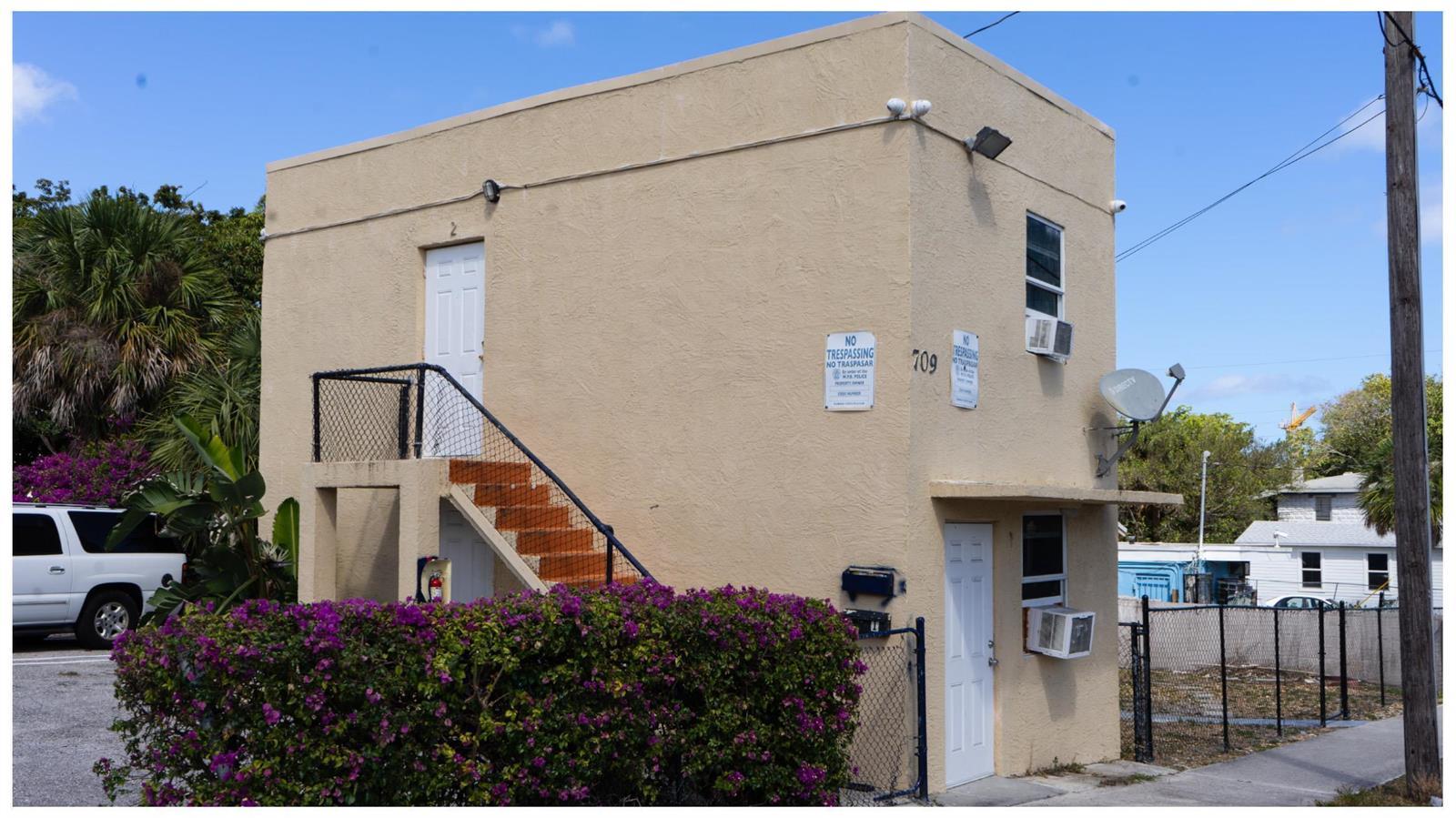 709 6th Street # 3, West Palm Beach FL 33401
