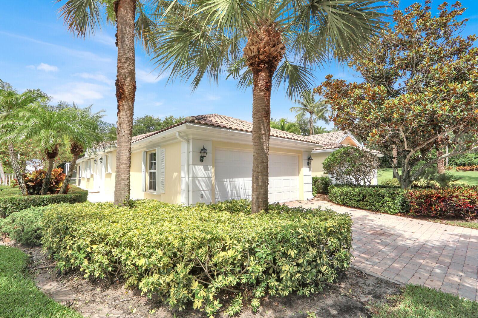 129 Euphrates Circle, Palm Beach Gardens FL 33410 photo 4