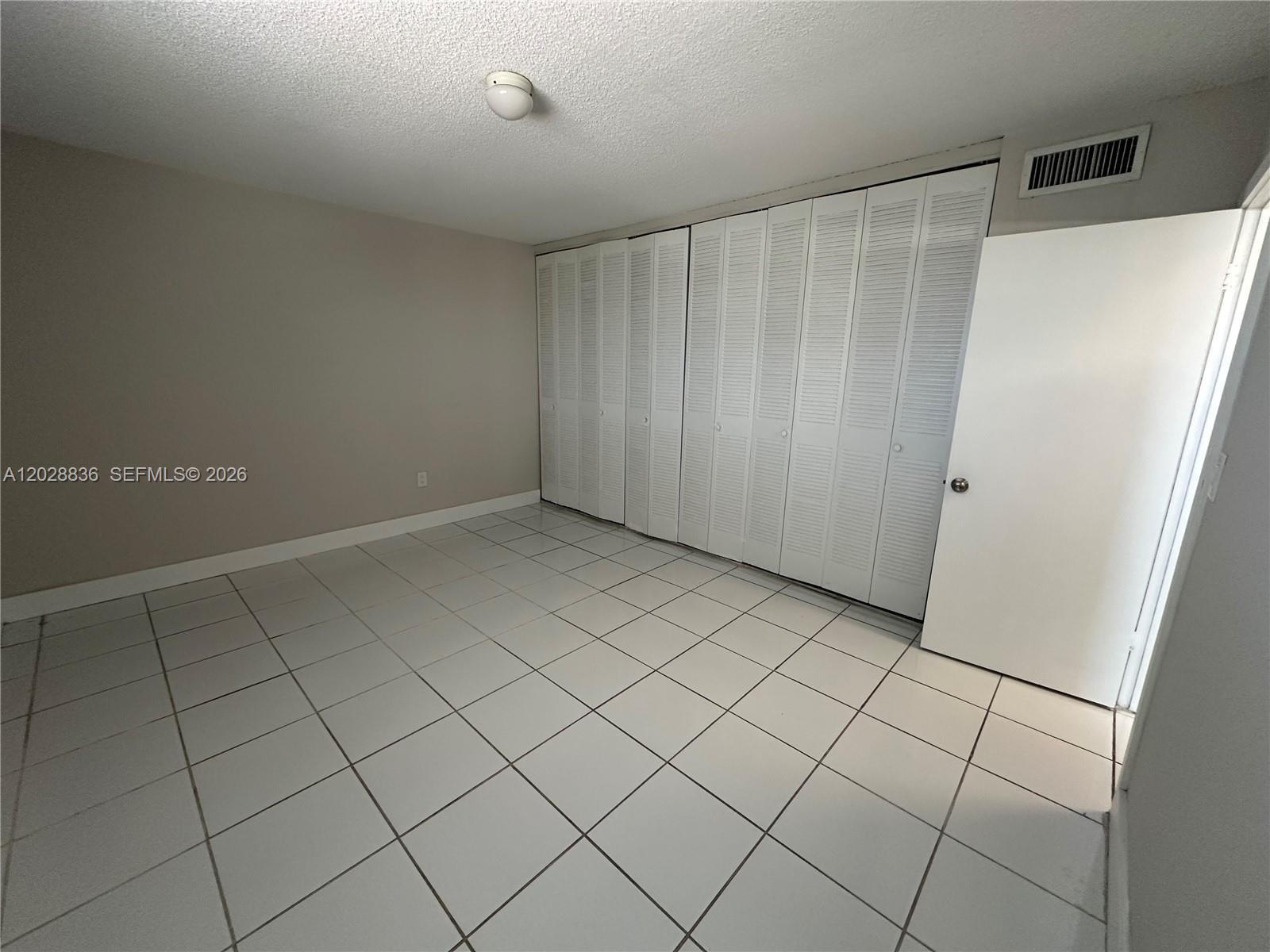1975 NE 135th St # 3E, North Miami FL 33181 photo 4