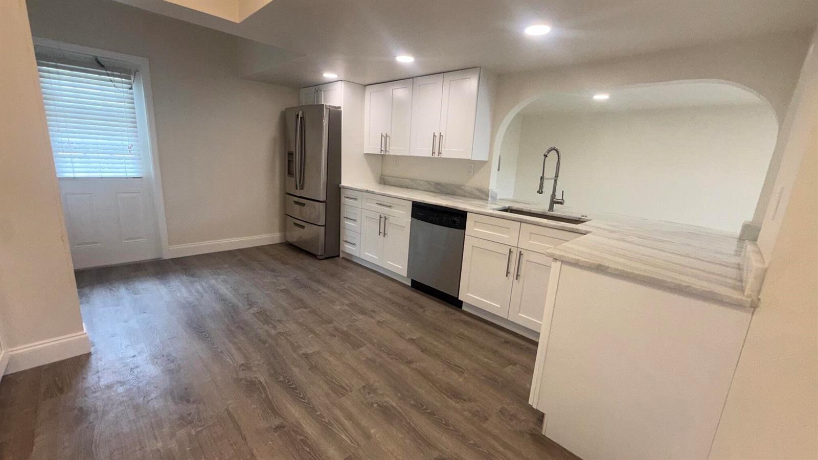 220 NW 20th Street, Pompano Beach FL 33060 photo 4