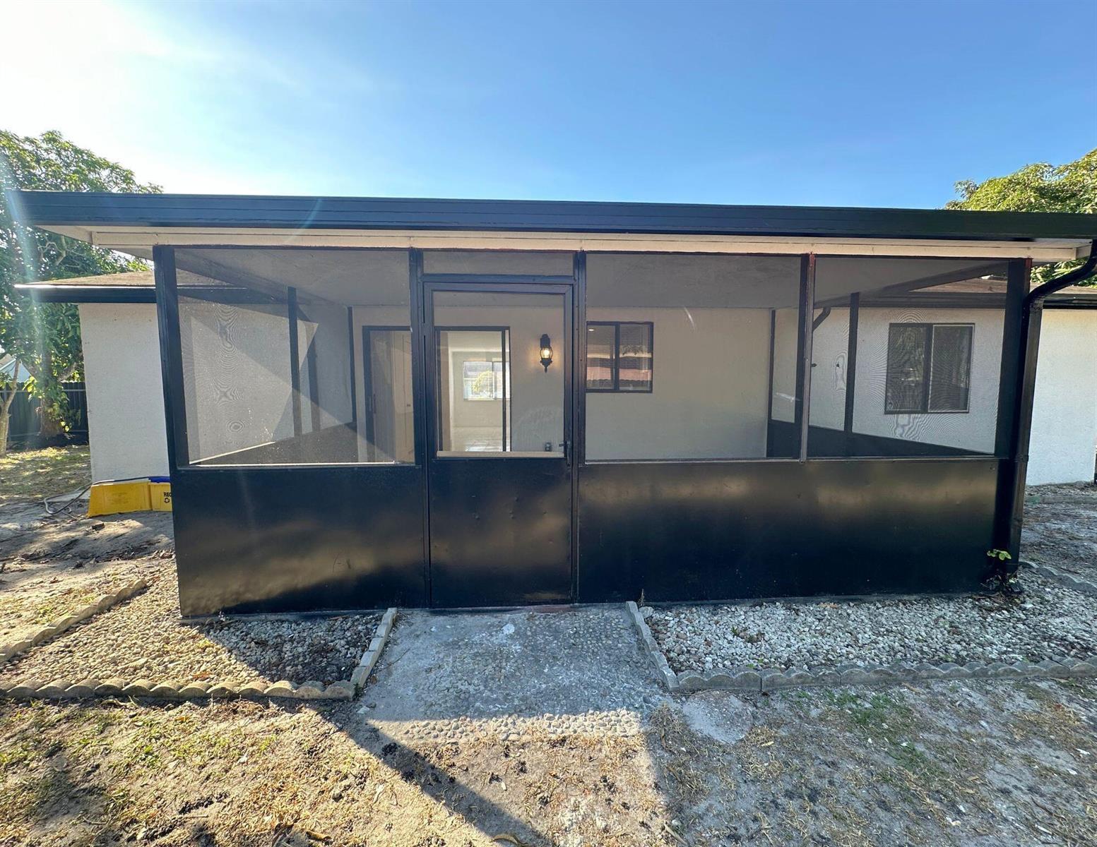 1049 Grandview Circle, Royal Palm Beach FL 33411 photo 3