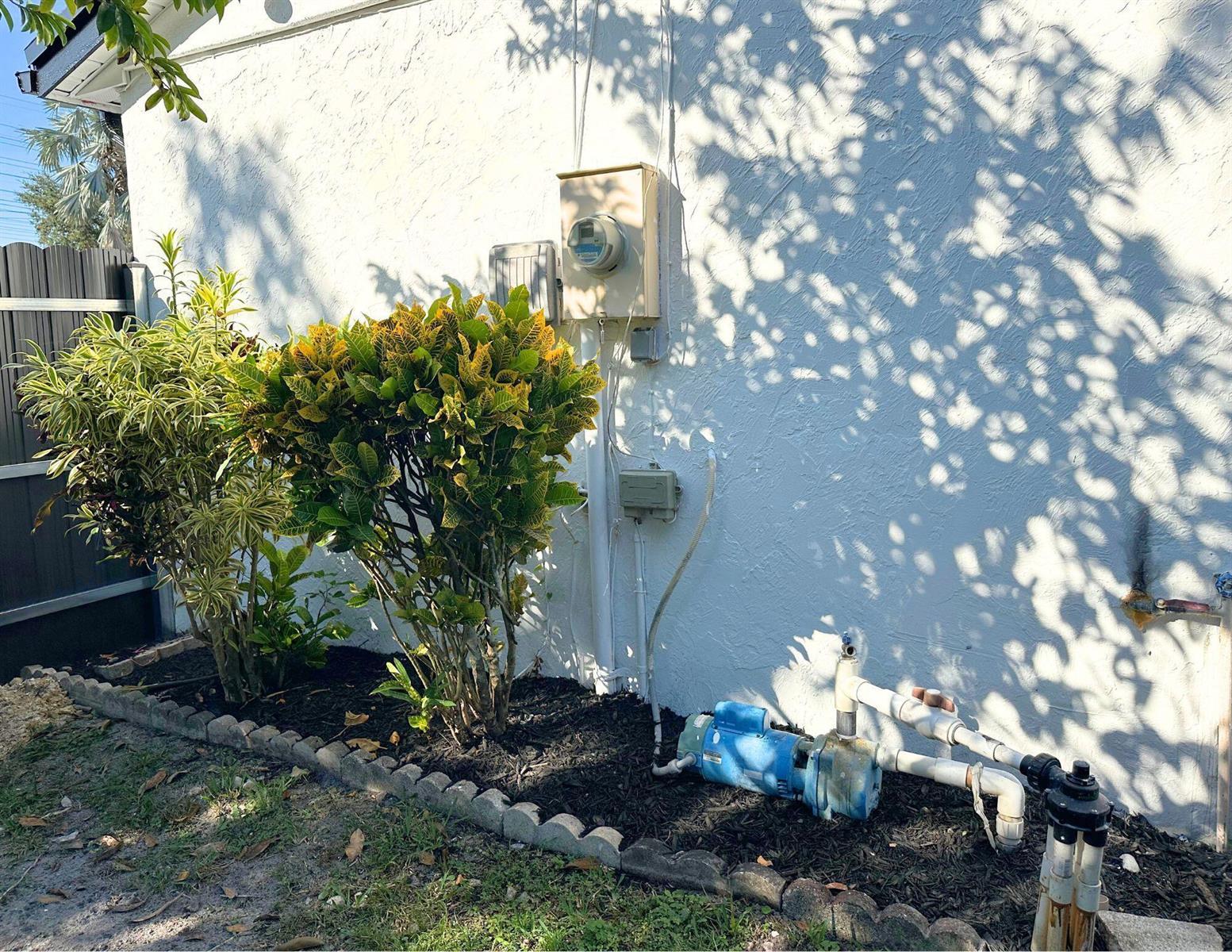 1049 Grandview Circle, Royal Palm Beach FL 33411 photo 5