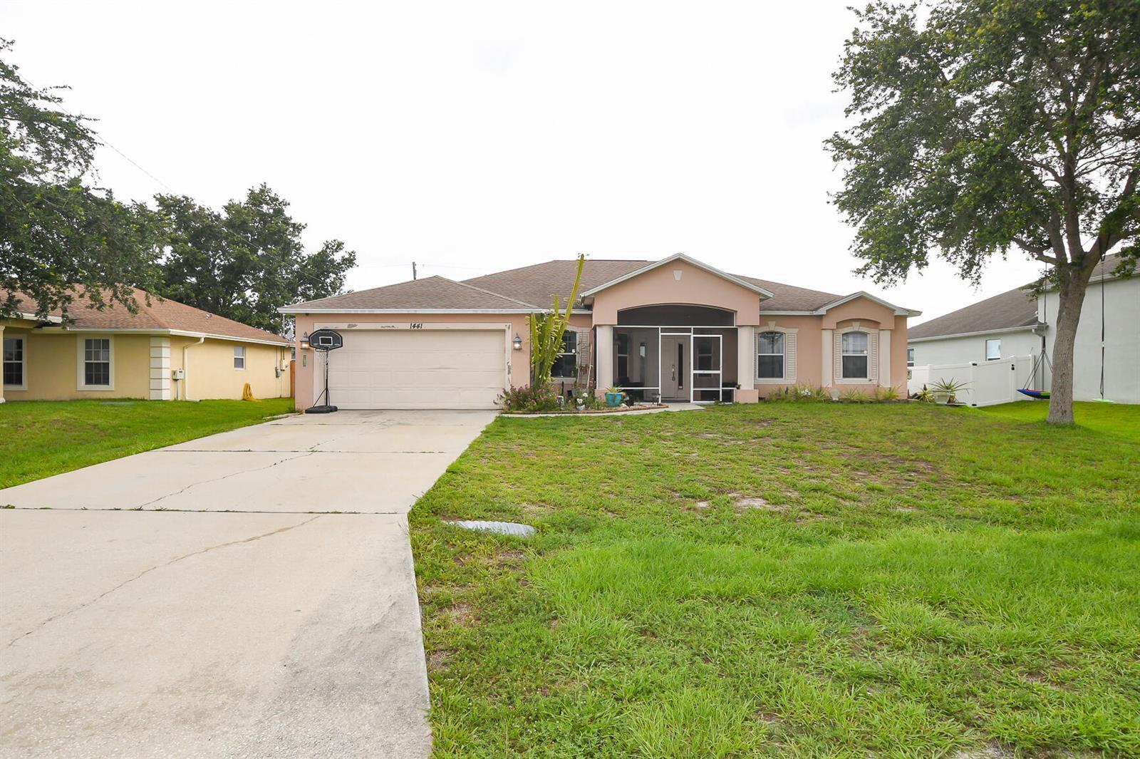 1441 SW Jacksonville Avenue, Port St. Lucie FL 34953 photo 2