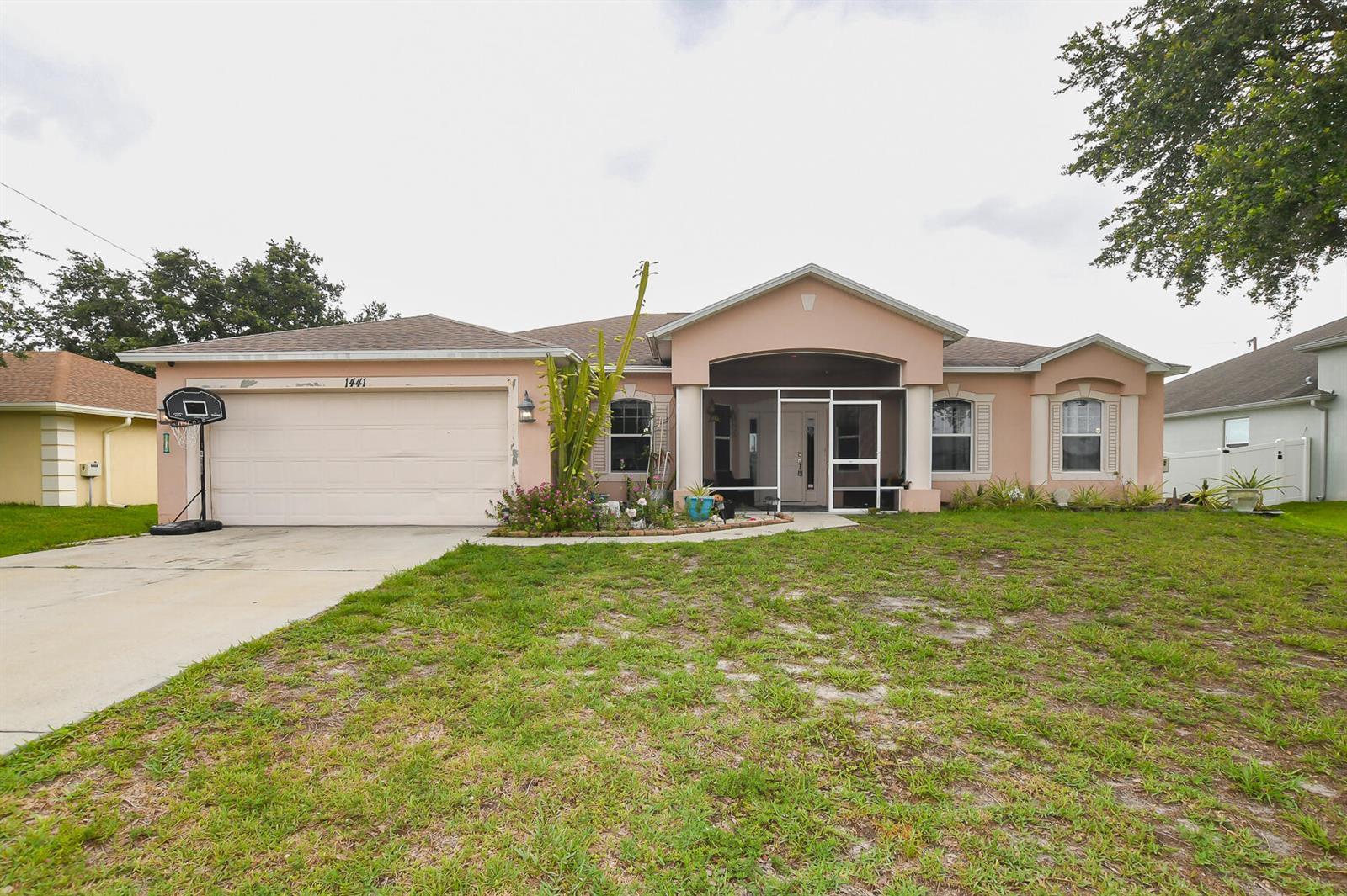1441 SW Jacksonville Avenue, Port St. Lucie FL 34953