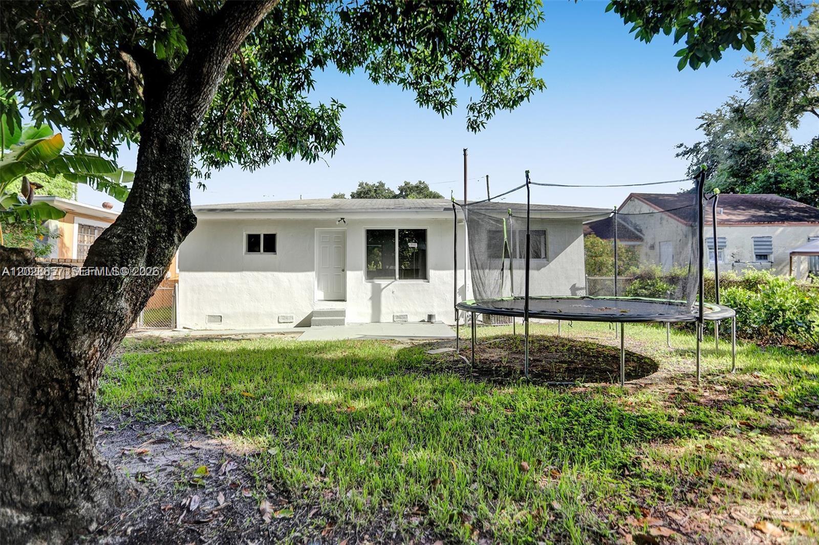 236 NW 42nd St, Miami FL 33127 photo 4