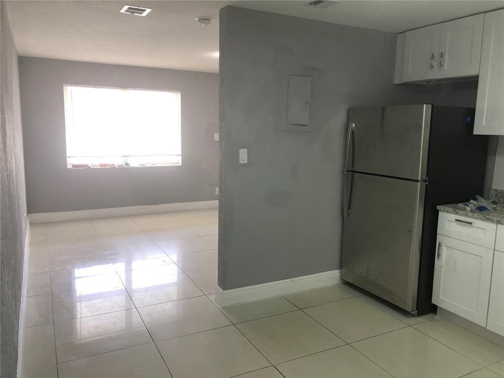 839 NW 14th Way # 1, Fort Lauderdale FL 33311 photo 3