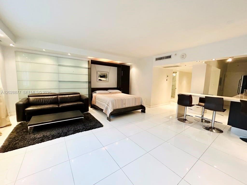 100 Lincoln Rd # 701, Miami Beach FL 33139 photo 3