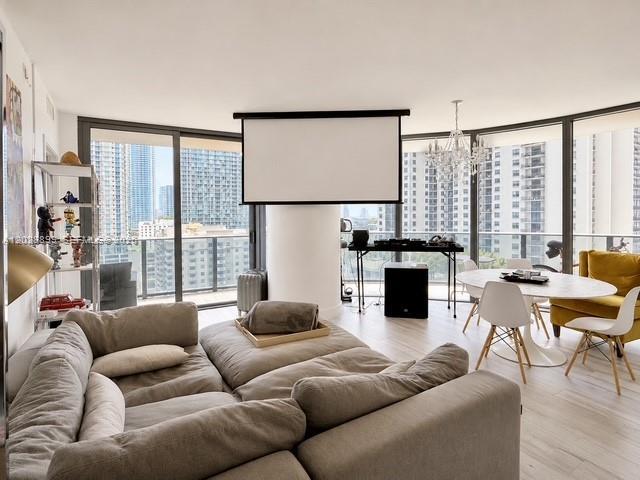 45 SW 9th St # 1506, Miami FL 33130 photo 3