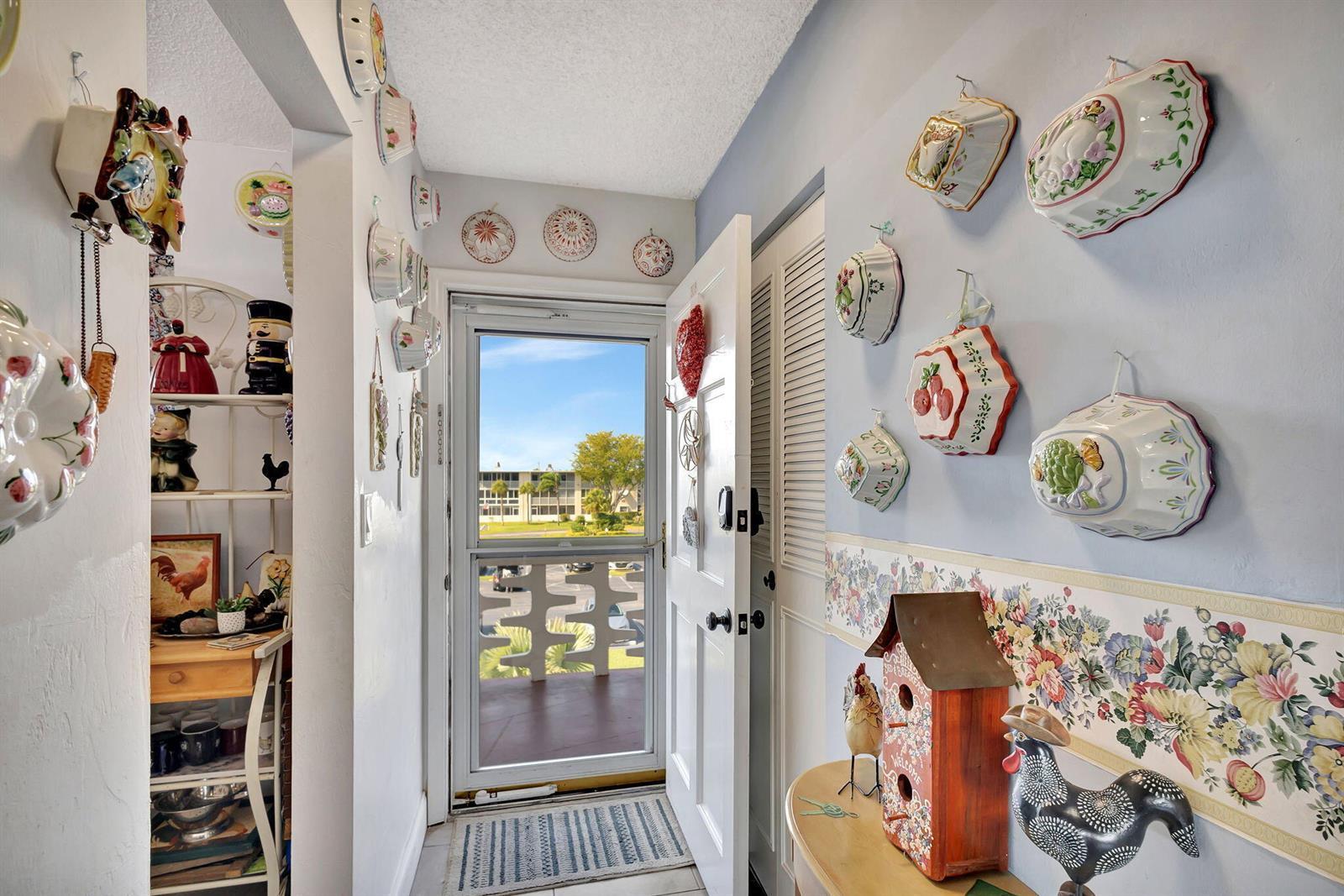 2812 Garden Drive S # 308, FL 33461 photo 4