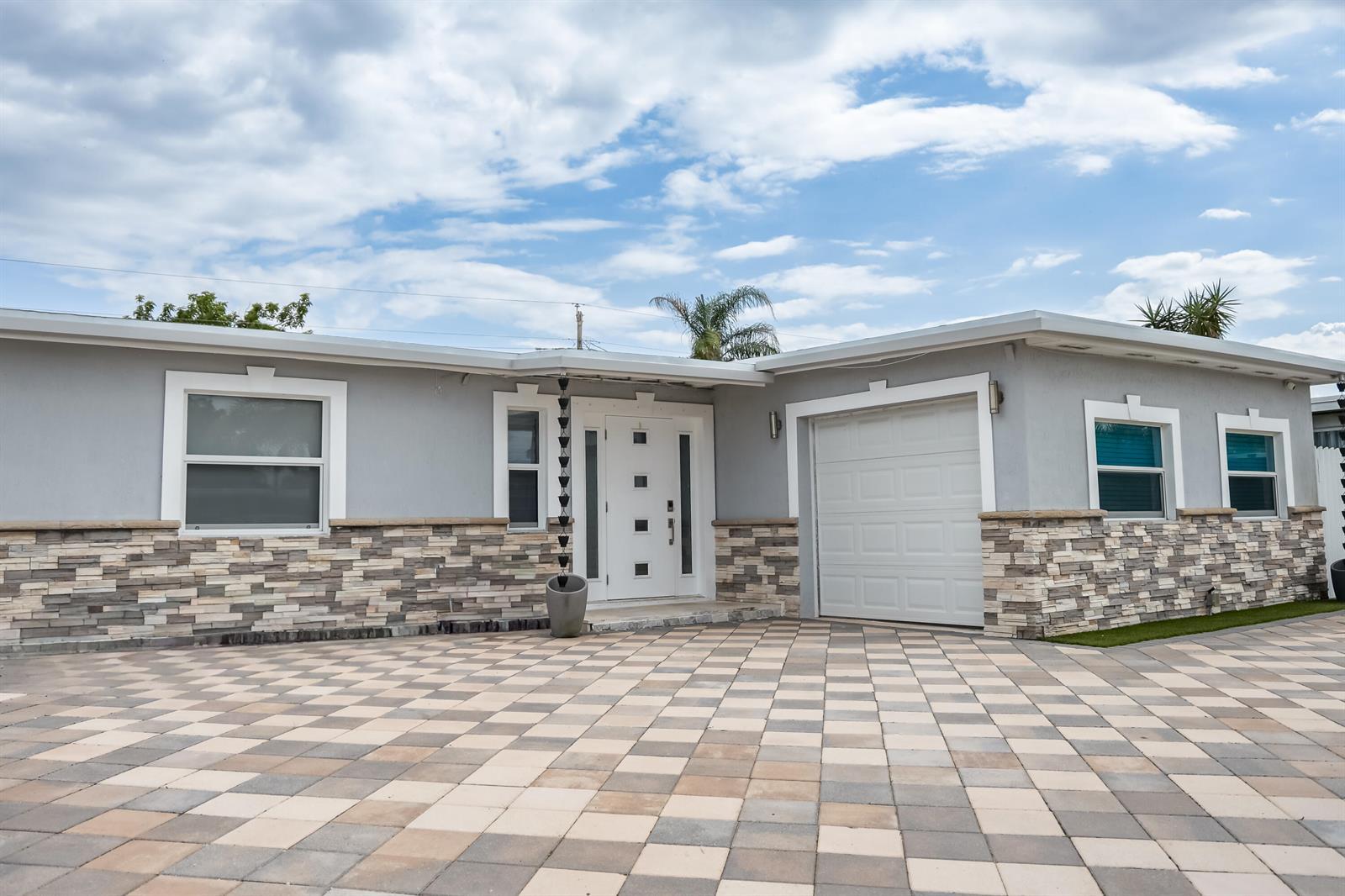 5668 Albert Road, West Palm Beach FL 33415 photo 3