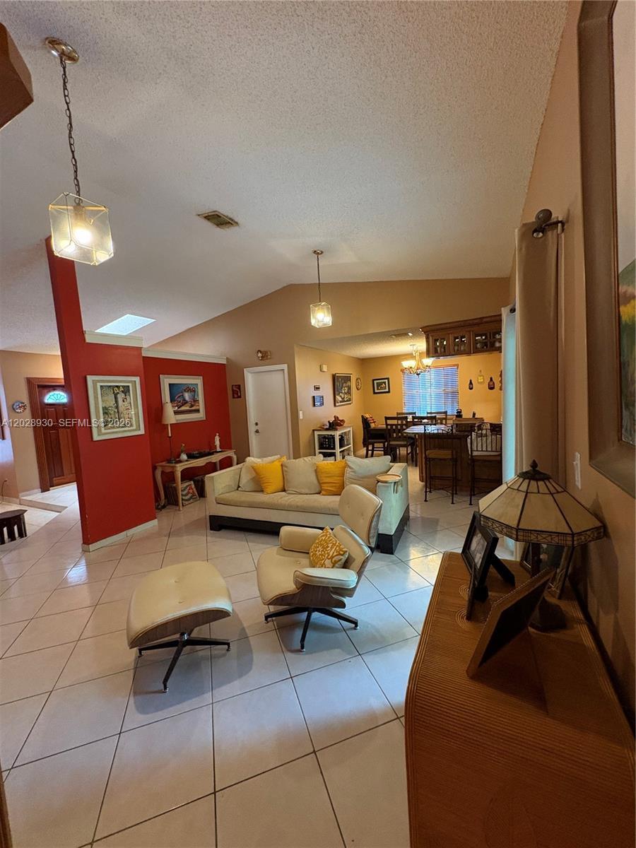 3124 SW 139th Pl, Miami FL 33175 photo 4
