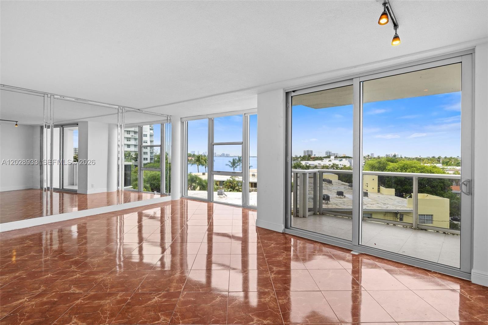 900 Bay Dr # 419, Miami Beach FL 33141 photo 3