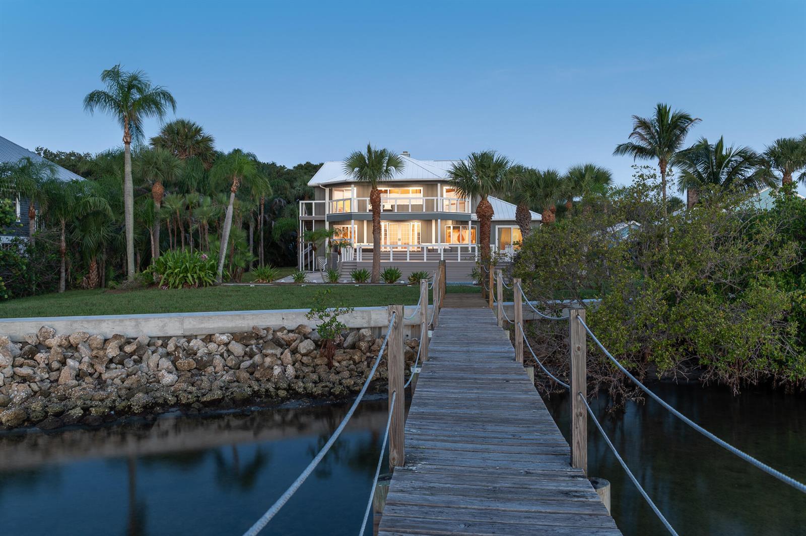 114 N Sewalls Point Road, Sewalls Point FL 34996
