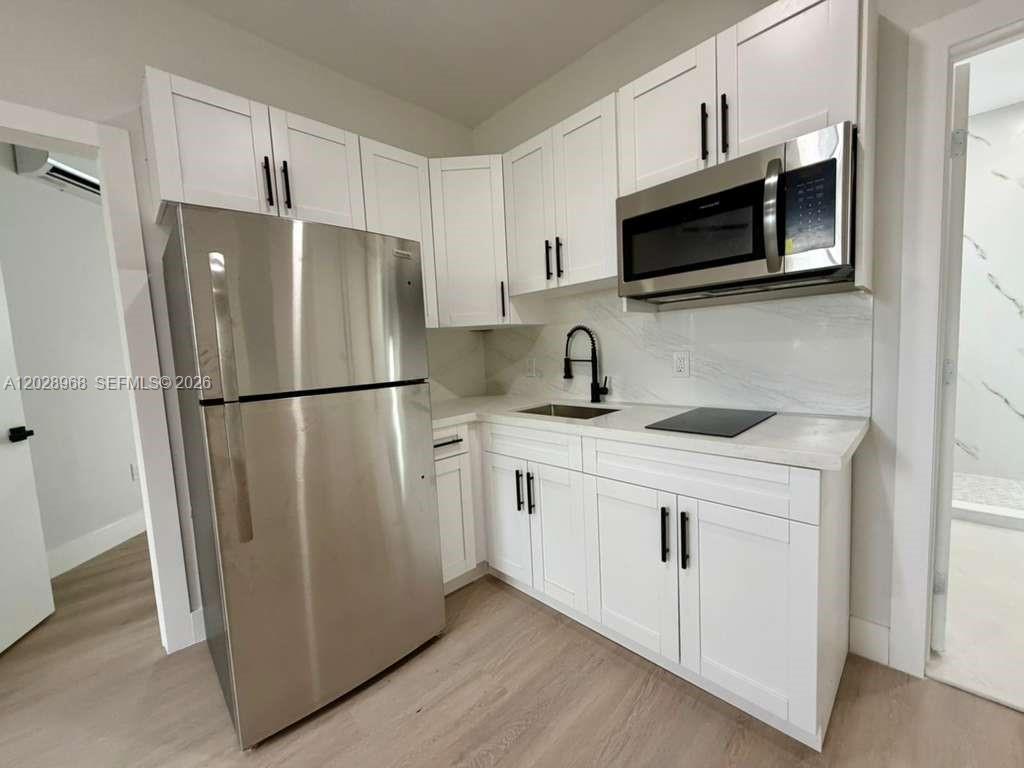 2425 SW 6th St # 6, Miami FL 33135 photo 4