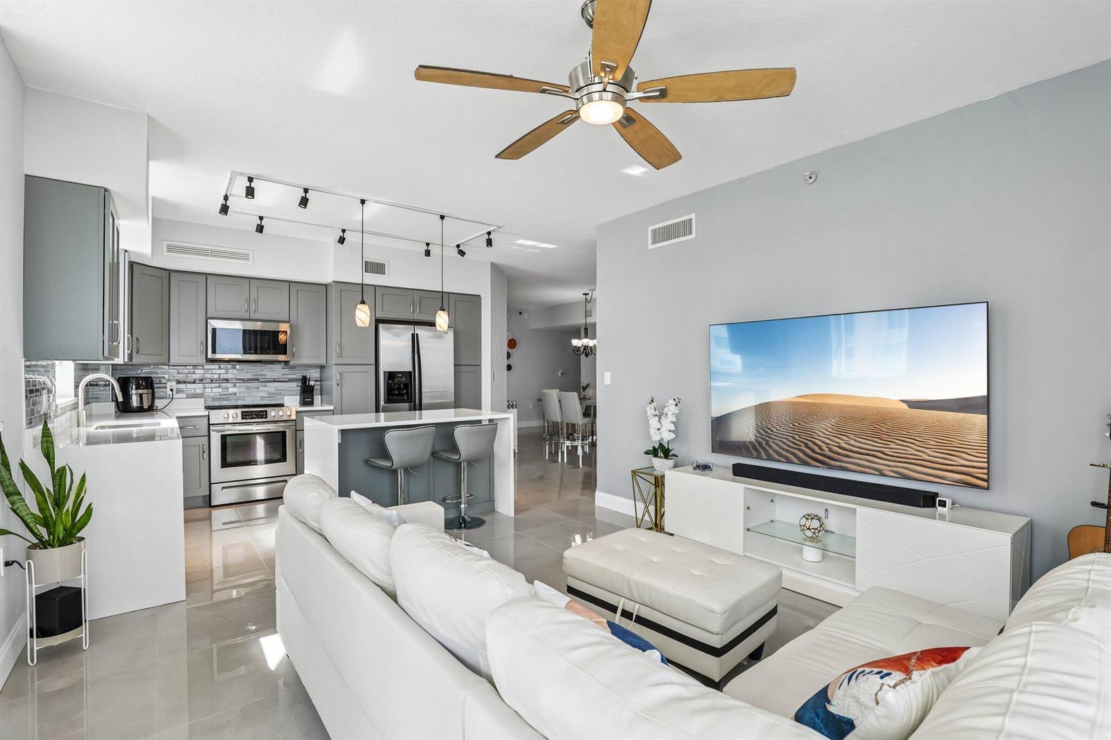 1755 E Hallandale Beach Boulevard, Hallandale Beach FL 33009 photo 5