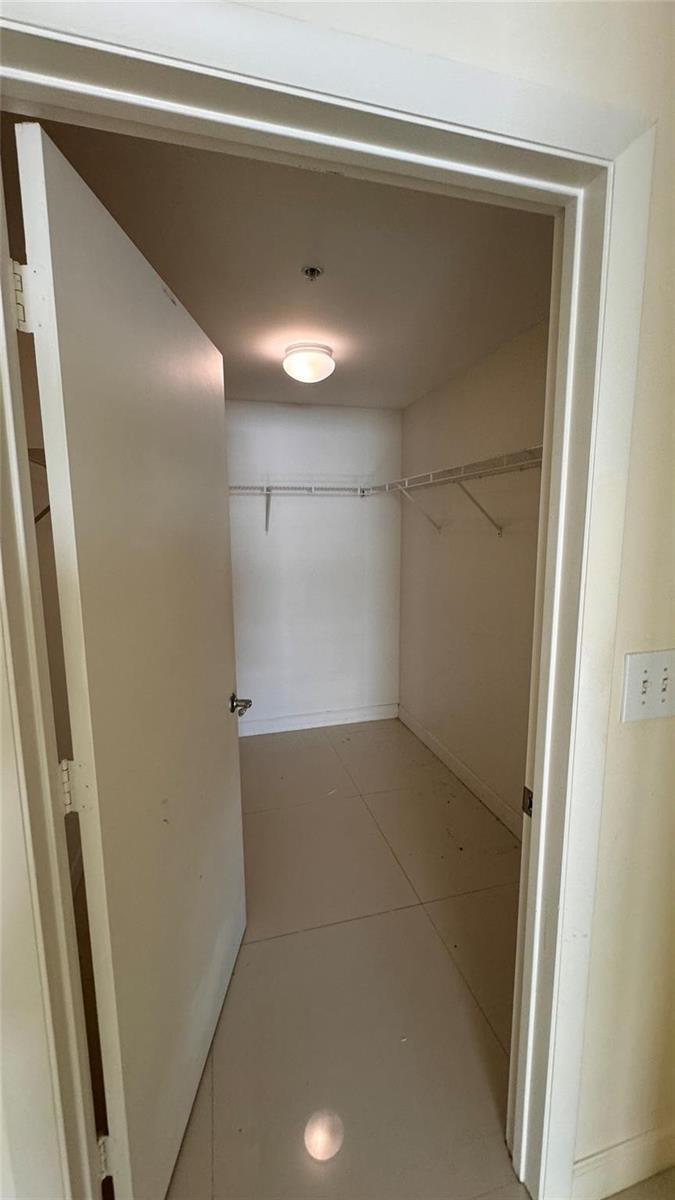 253 NE 2nd Street # 3208, Miami FL 33132 photo 4