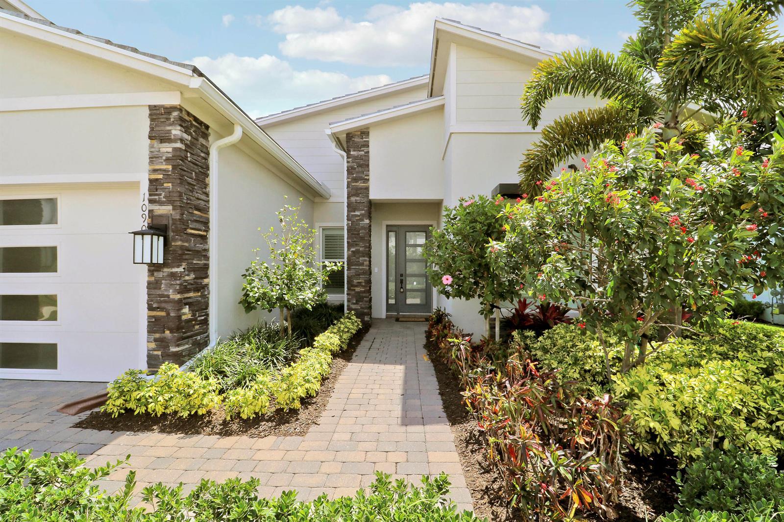 10909 Stellar Circle, Palm Beach Gardens FL 33412 photo 3