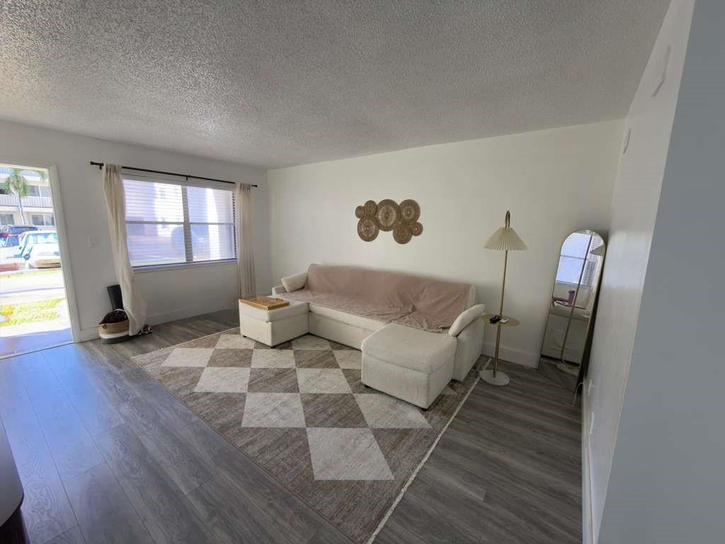 2200 Taylor Street # 104, Hollywood FL 33020 photo 4