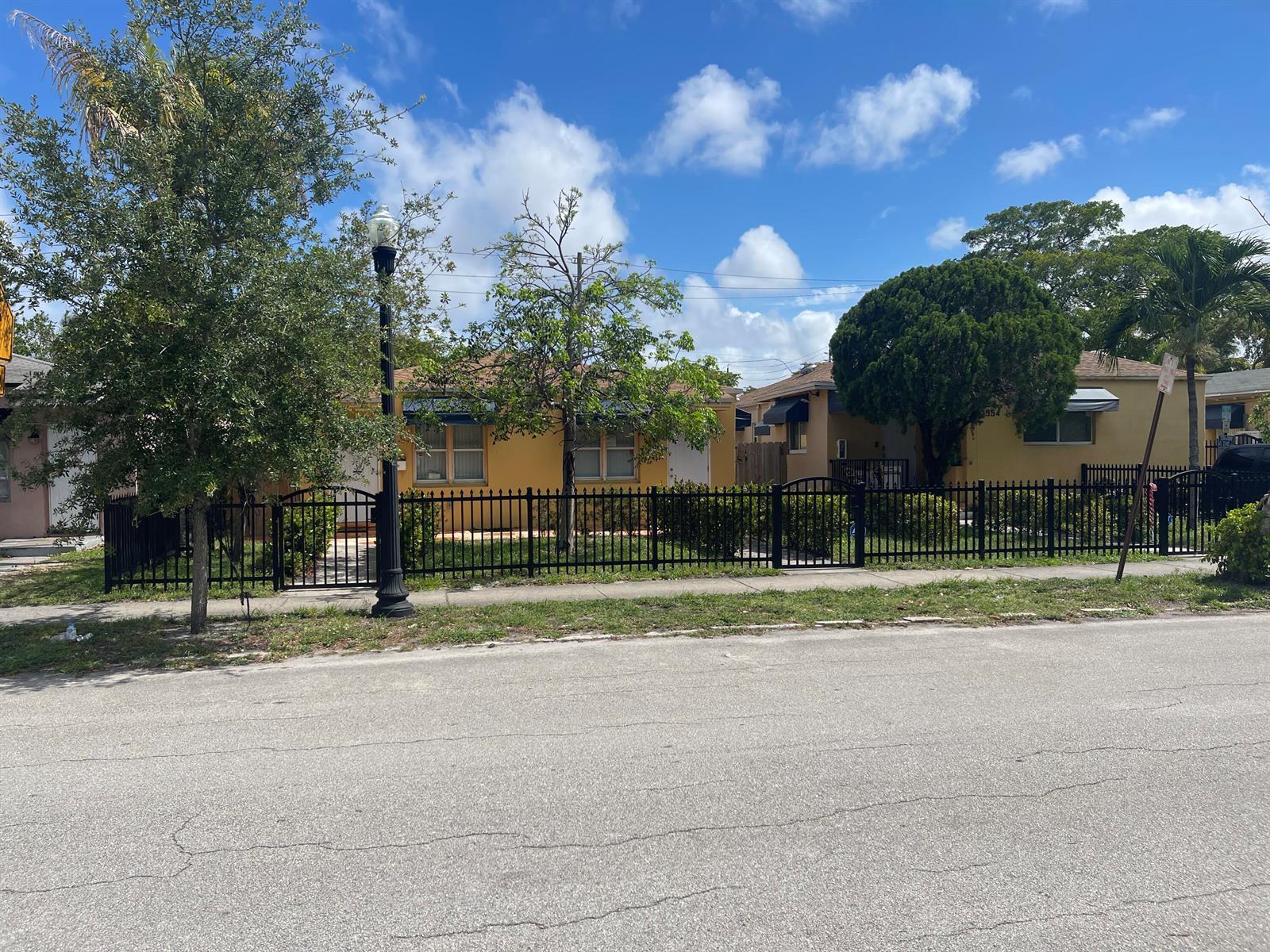 615 N 20th Avenue, Hollywood FL 33020 photo 4