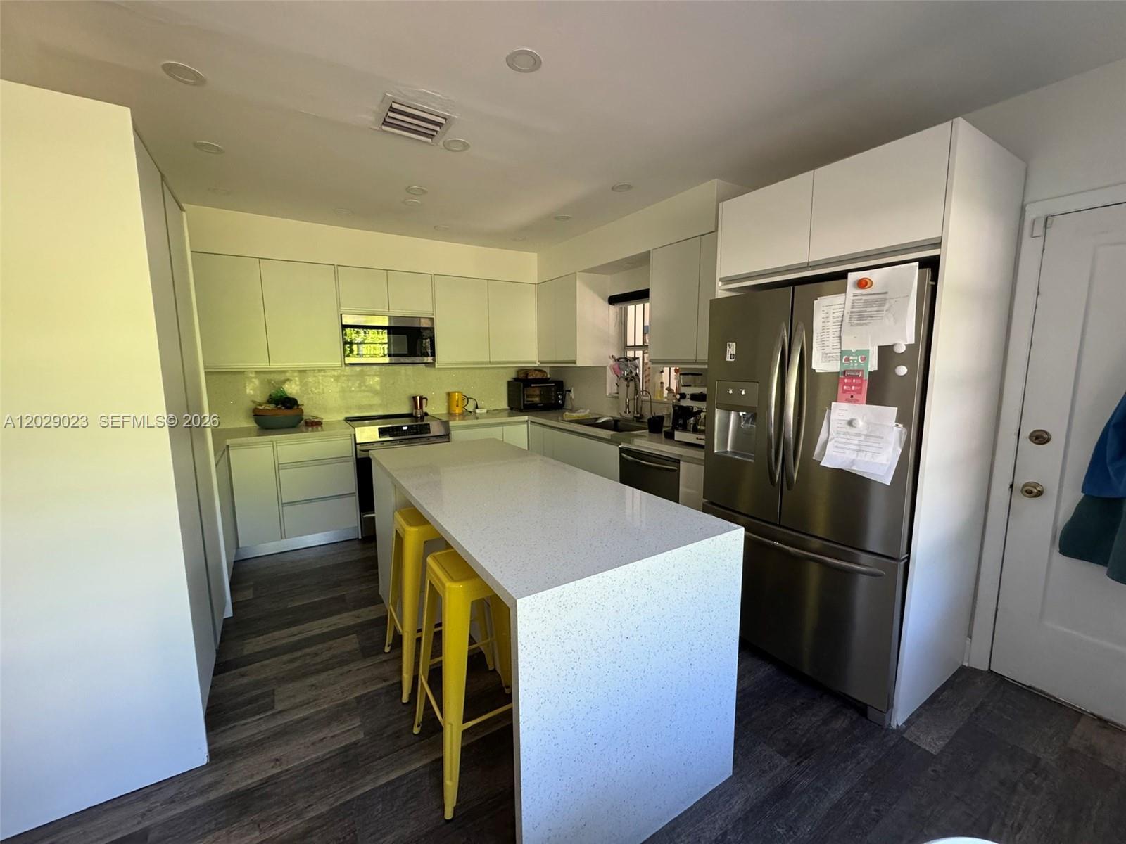 1645 SW 40th Ave # 0, Miami FL 33134 photo 2