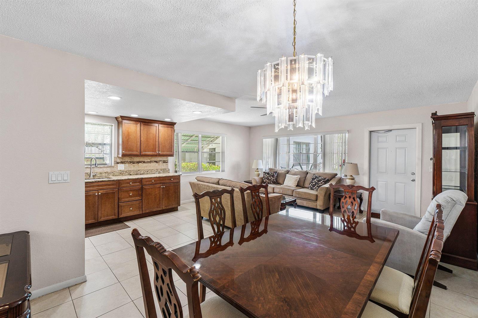 57 Canterbury, West Palm Beach FL 33417