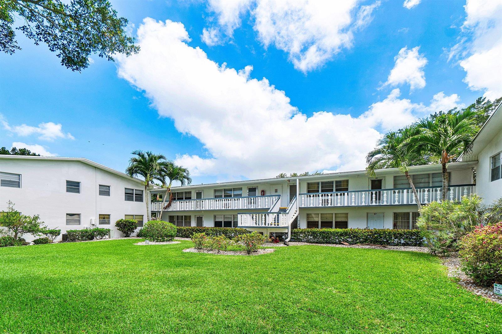 57 Canterbury, West Palm Beach FL 33417 photo 4